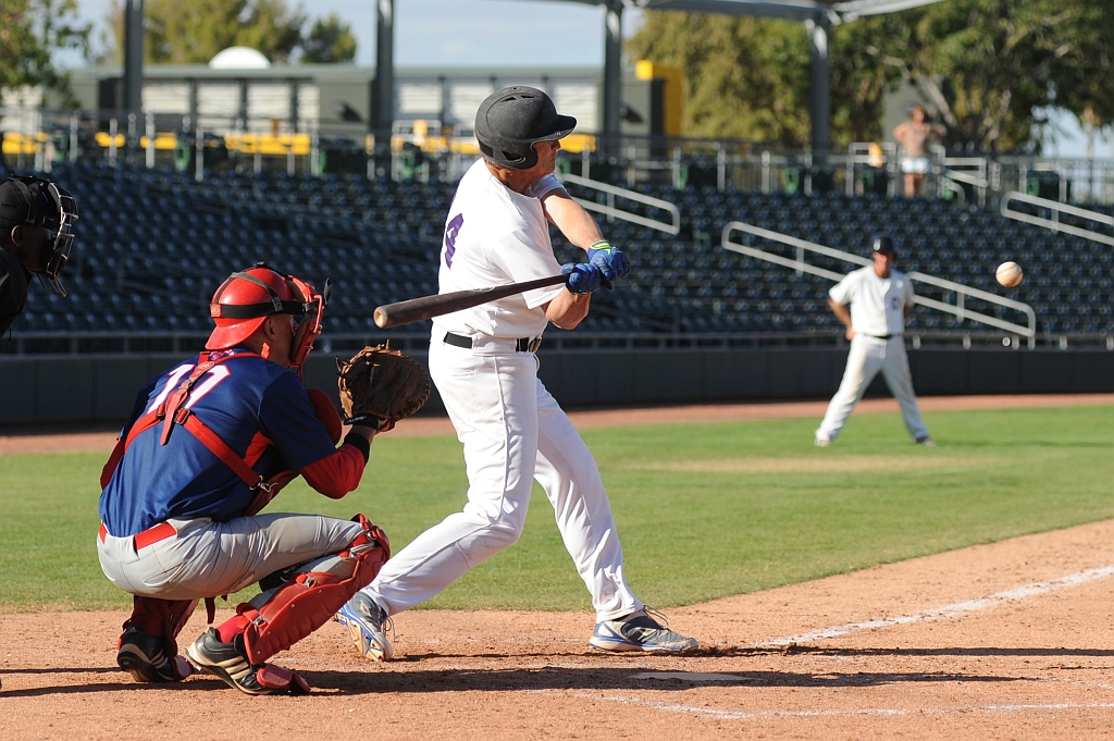 Dragons_2017-11-04 (603).JPG - (c)2010 DeVetter